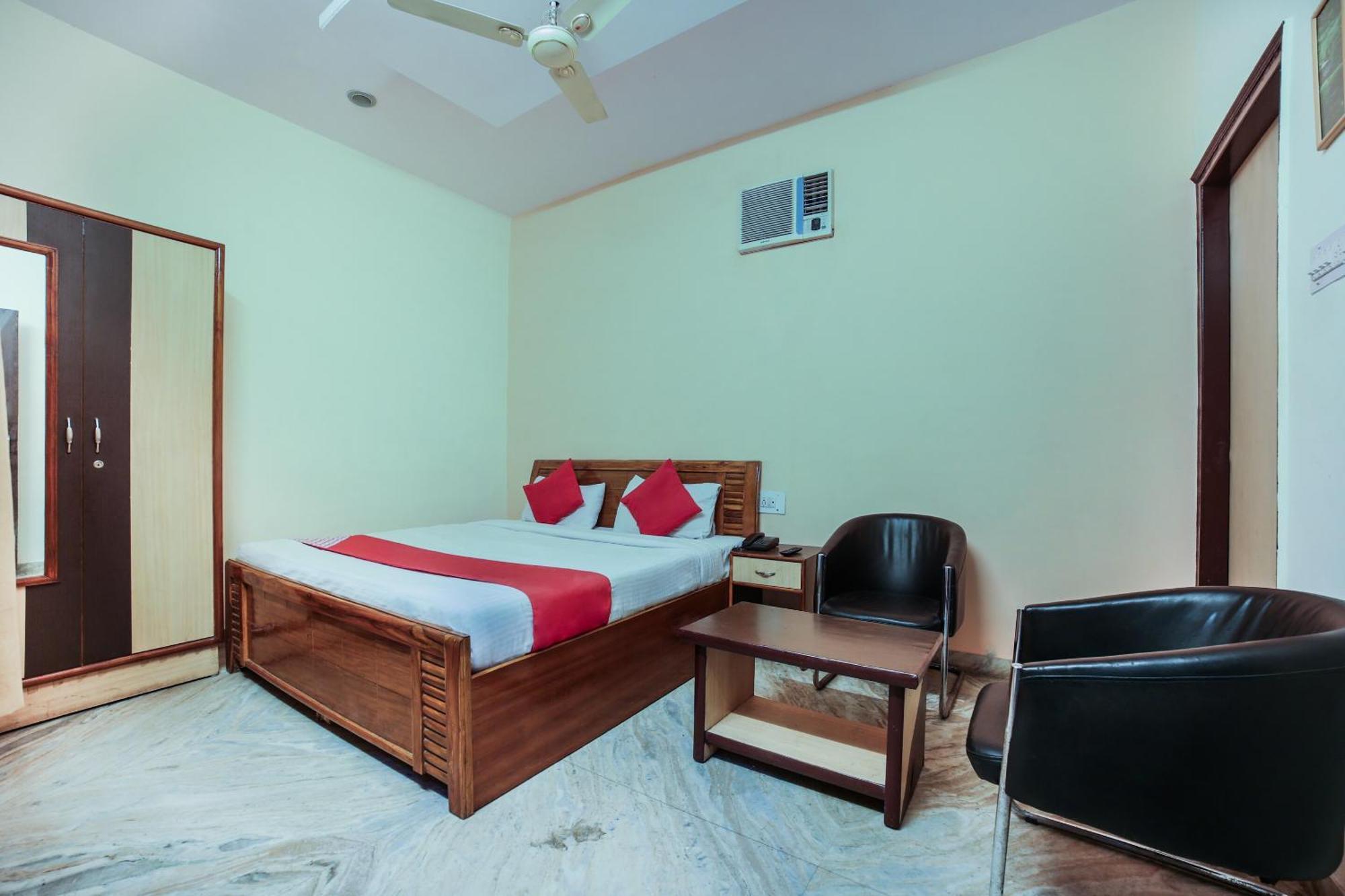 Hotel O Dhruv 3*