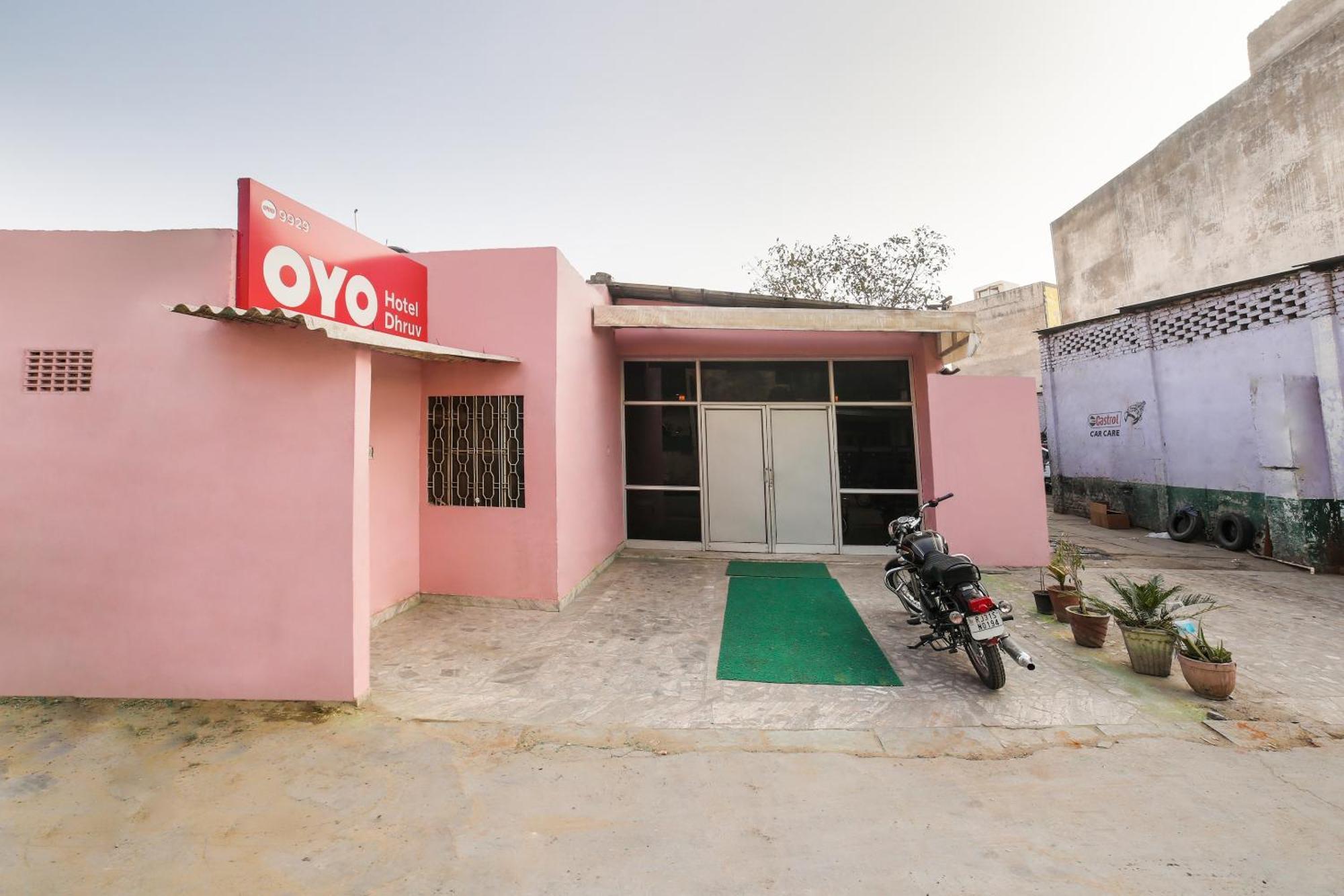 O Dhruv Hotel